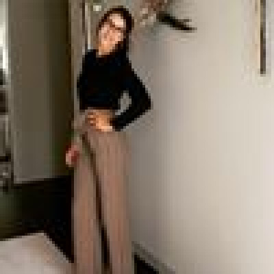 Esmé  is looking for a Studio / Apartment / Rental Property / HouseBoat in Rotterdam