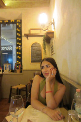 Maira Rosaria  is looking for a Room / Studio in Rotterdam